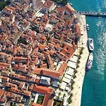 Bona Dea Seaside تروغير