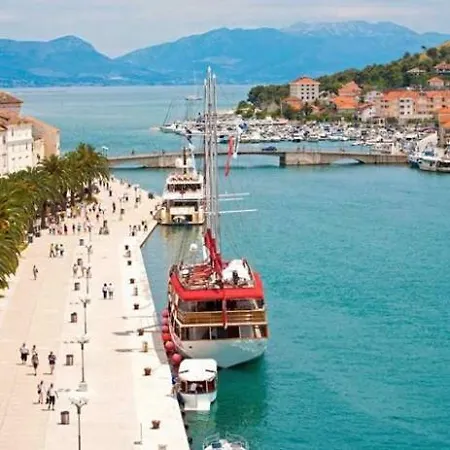 Bona Dea Seaside Apartament