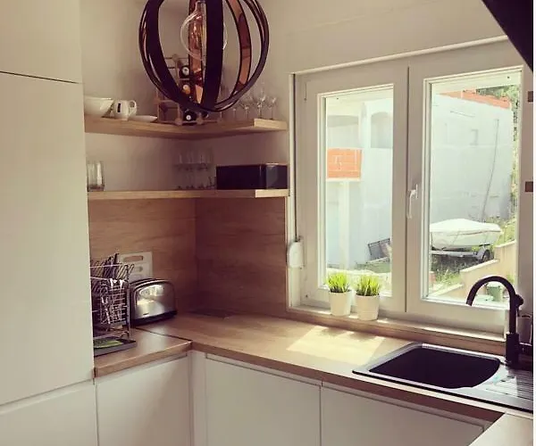 Bona Dea Seaside Apartamento Trogir