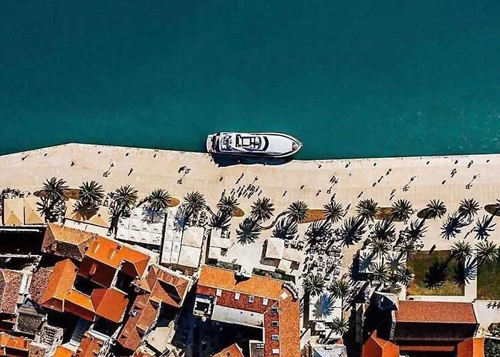 Bona Dea Seaside Trogir