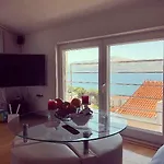 Bona Dea Seaside Apartman Trogir