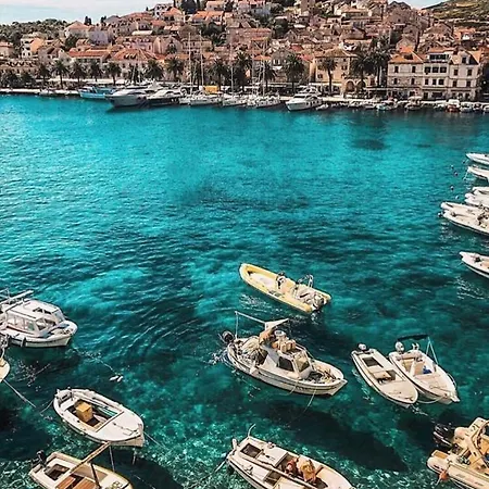 Bona Dea Seaside